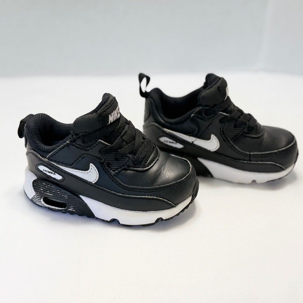 Nike Air Max 90 Toddler Size 6C Black White Sneakers Good Low Top Athletic Shoes